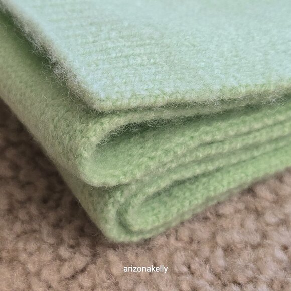 Thick Cashmere Scarf Knit Pastel Green - Picture 11 of 13